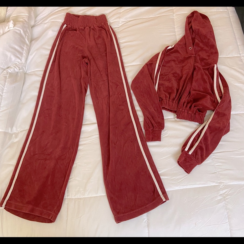 FashionNova 💎 Color : Red